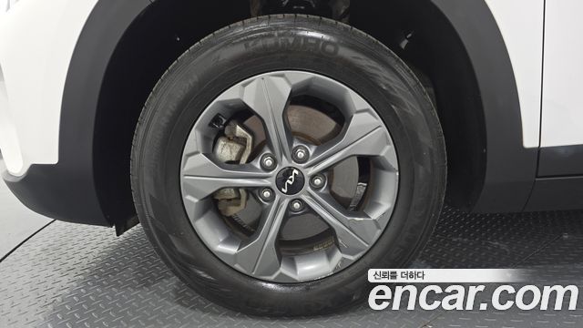 Kia Seltos из Кореи Encar