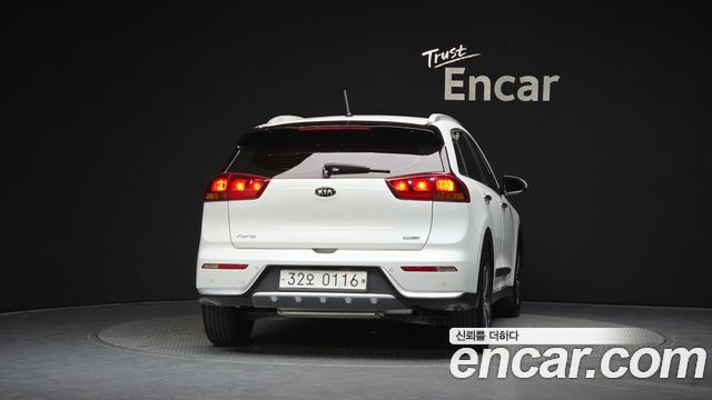 Kia Niro из Кореи Encar