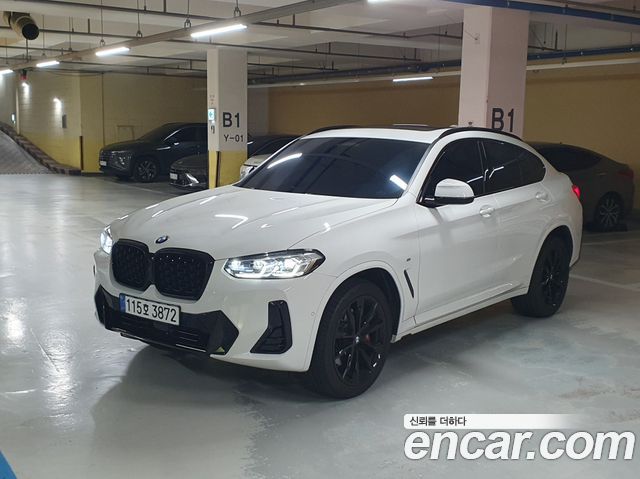 BMW X4 xDrive20i M Sports Pro — пробег 10 521 км — фото 3 из 5