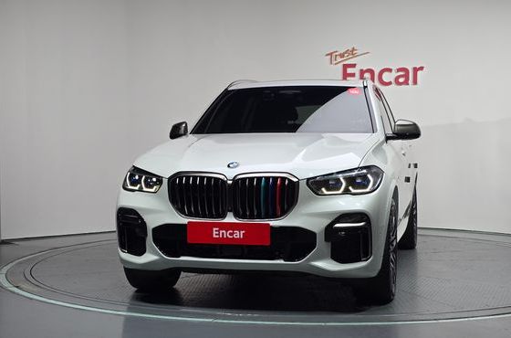 BMW X5 M50i — пробег 66 101 км — фото 3 из 5