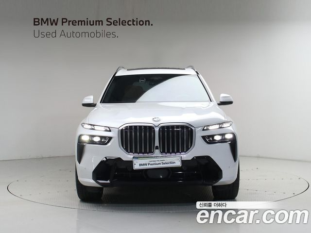BMW X7 xDrive 40i M Sport 6STR — пробег 8 262 км — фото 2 из 5