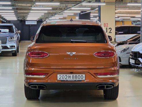 Bentley Bentayga 4.0 V8 Azure — пробег 37 177 км — фото 4 из 5