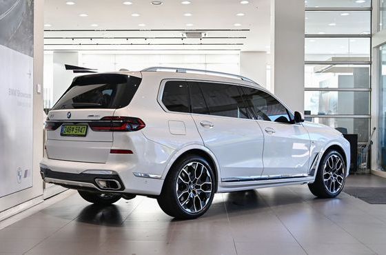 BMW X7 xDrive 40i M Sport 6STR — пробег 9 673 км — фото 2 из 5