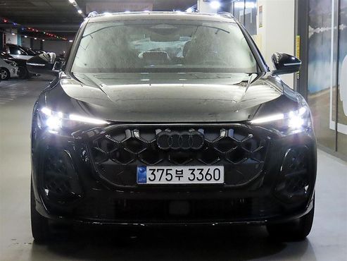 Audi Q5 45 TFSI Quattro S line — пробег 97 км — фото 2 из 5