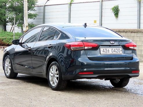 Kia K3 Diesel Trendy — пробег 184 915 км — фото 3 из 5