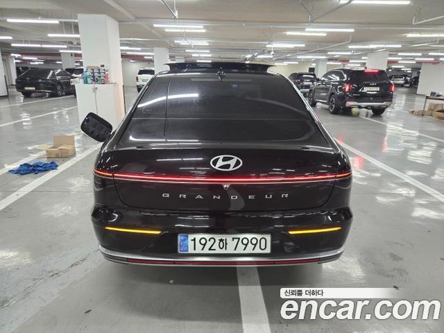 Hyundai Grandeur 2,5 Gasoline 2WD Premium — пробег 158 004 км — фото 4 из 5