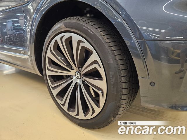 Bentley Bentayga из Кореи Encar