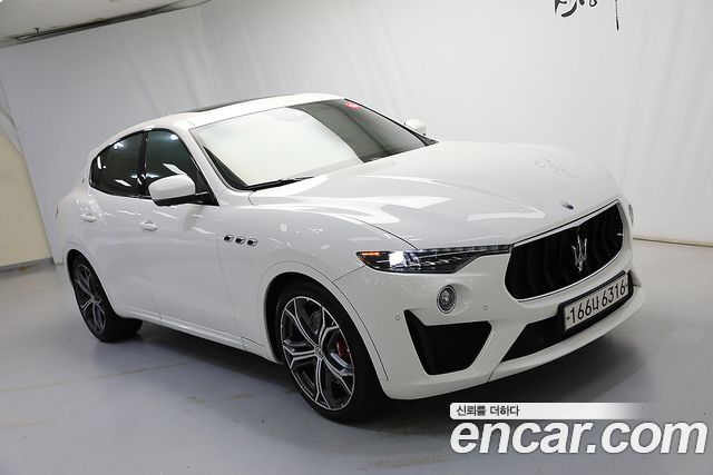 Maserati Levante 3.8 GTS AWD — пробег 59 935 км — фото 1 из 5