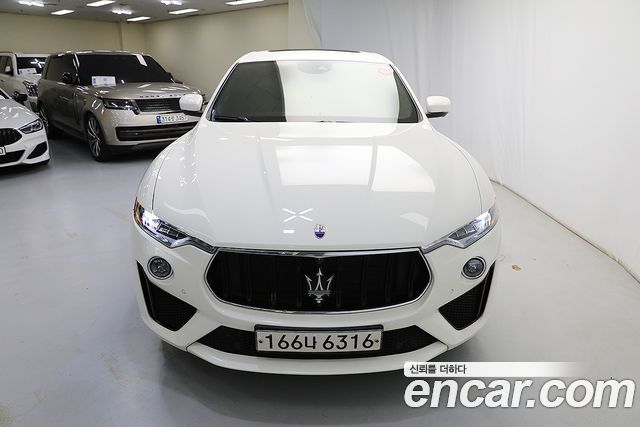 Maserati Levante 3.8 GTS AWD — пробег 59 935 км — фото 2 из 5