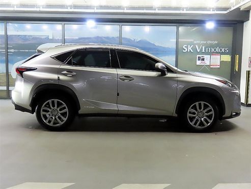 Lexus NX Supreme — пробег 92 761 км — фото 3 из 5