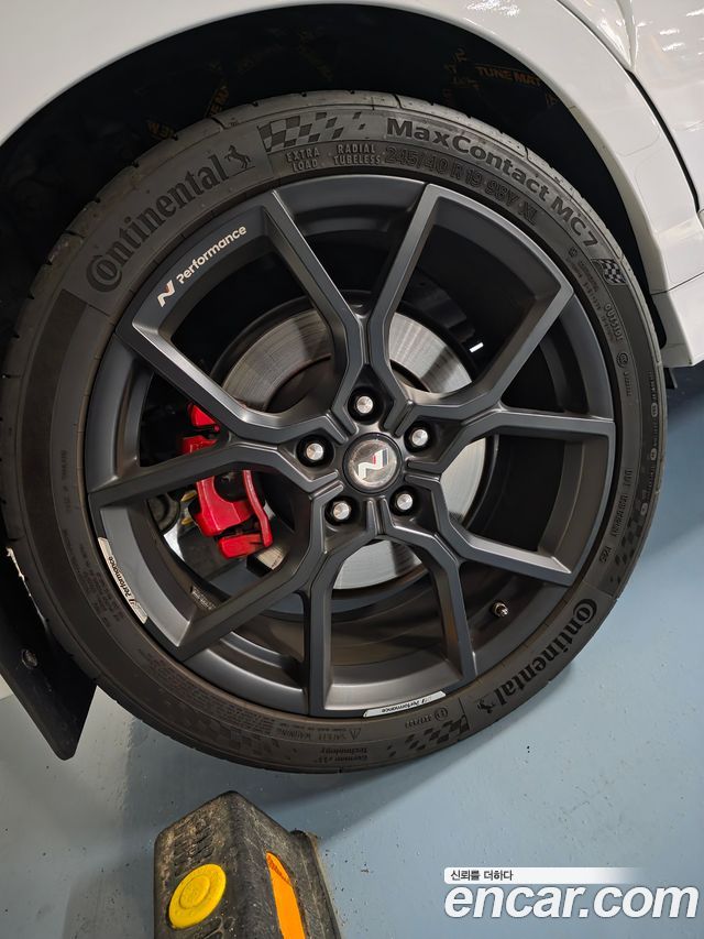 Hyundai Kona из Кореи Encar