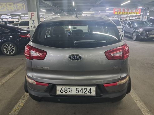 Kia Sportage Diesel 2WD TLX Premium — пробег 178 156 км — фото 2 из 5