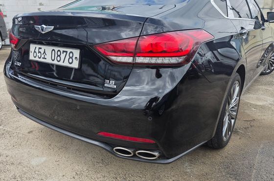 Hyundai Genesis 3.8 Export — пробег 184 000 км — фото 4 из 5