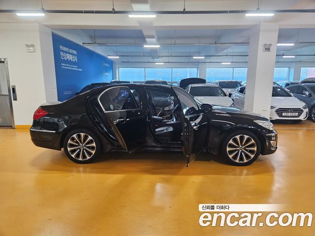Hyundai Genesis из Кореи Encar