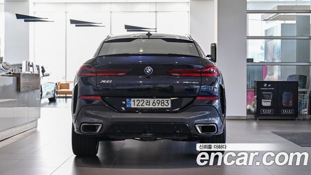 BMW X6 xDrive40i M Sport — пробег 86 080 км — фото 3 из 5