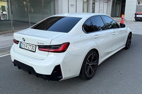 BMW 3-Series 320i M Sport — пробег 63 184 км — фото 3 из 5