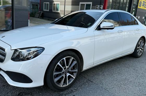Mercedes-Benz E-Class E300 4MATIC Avnatgarde — пробег 88 787 км — фото 3 из 5