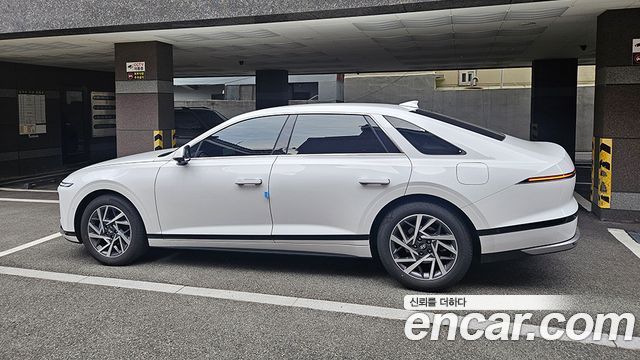 Hyundai Grandeur Premium — пробег 11 116 км — фото 3 из 5