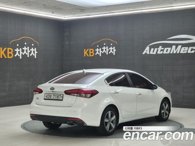 Kia K3 из Кореи Encar