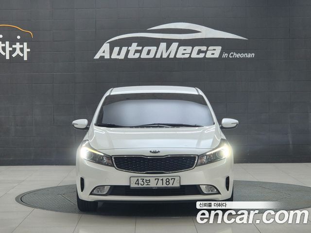 Kia K3 из Кореи Encar