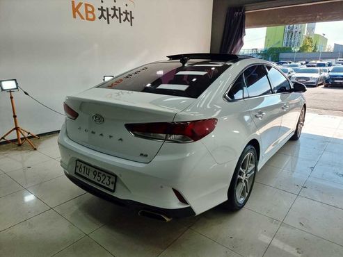 Hyundai Sonata 2.0 Modern — пробег 120 000 км — фото 2 из 5