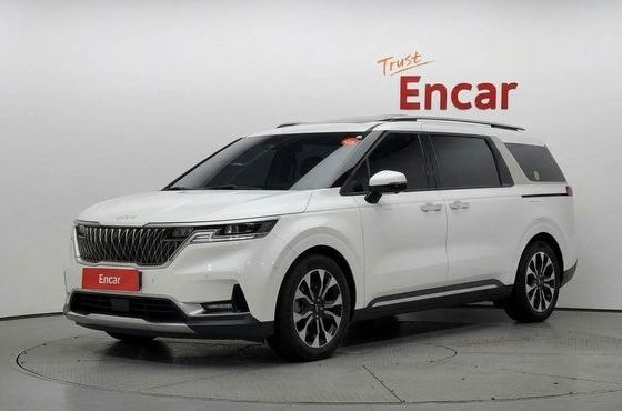 Kia Carnival Diesel 9-Seater Signature — пробег 31 468 км — фото 1 из 5