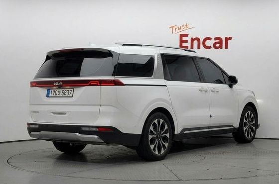 Kia Carnival Diesel 9-Seater Signature — пробег 31 468 км — фото 2 из 5