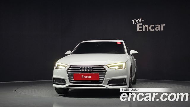 Audi A4 40 TFSI Premium — пробег 71 520 км — фото 3 из 5