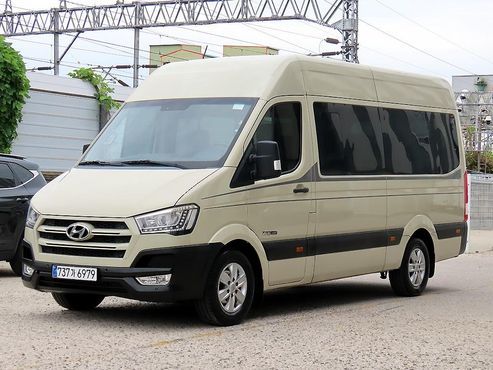 Hyundai Solati 15-seater Luxury — пробег 158 897 км — фото 2 из 5