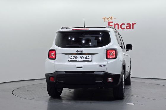Jeep Renegade 2.4 Longitude High — пробег 107 617 км — фото 4 из 5