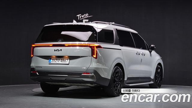 Kia Carnival из Кореи Encar