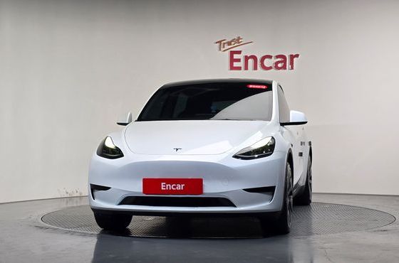 Tesla Model Y RWD — пробег 55 735 км — фото 3 из 5