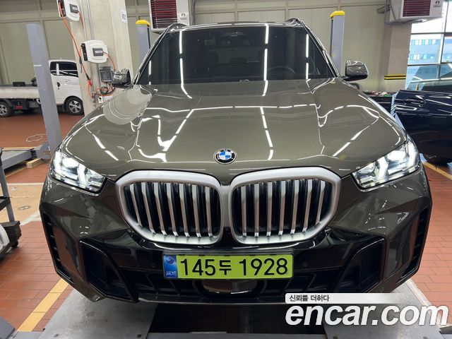 BMW X5 xDrive 40i M Sport — пробег 4 361 км — фото 3 из 5