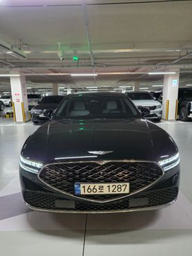 Genesis G90 Gasoline 3.5 Turbo AWD Black — пробег 65 000 км — фото 1 из 5