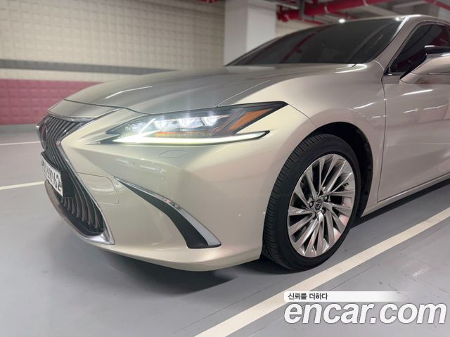 Lexus ES Executive — пробег 109 639 км — фото 3 из 5