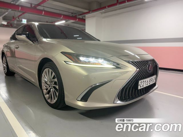 Lexus ES Executive — пробег 109 639 км — фото 4 из 5