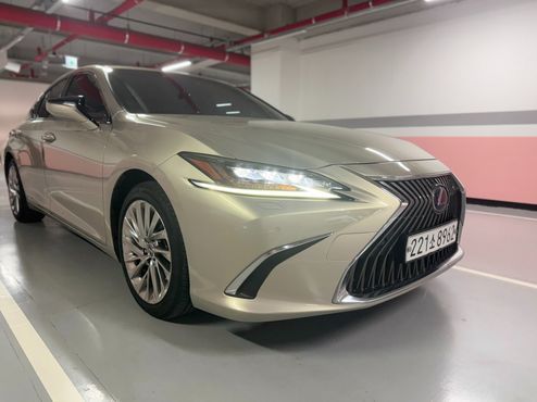 Lexus ES Executive — пробег 109 639 км — фото 4 из 5