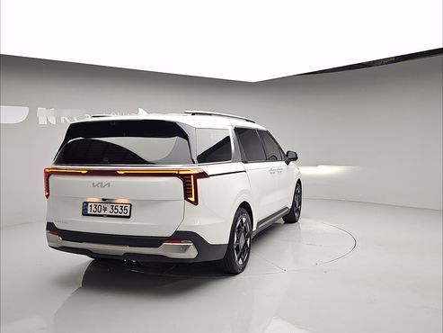 Kia Carnival Diesel 7-Seater Signature — пробег 26 450 км — фото 4 из 5