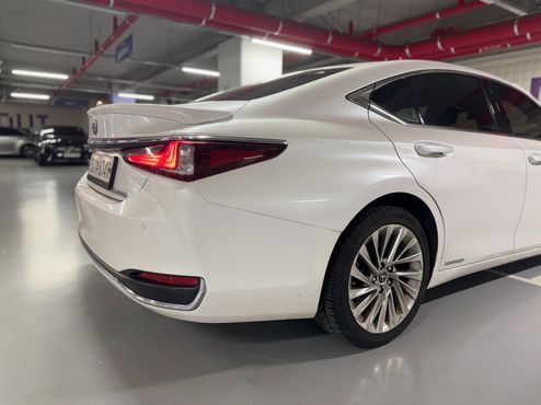 Lexus ES Luxury Plus — пробег 110 117 км — фото 5 из 5