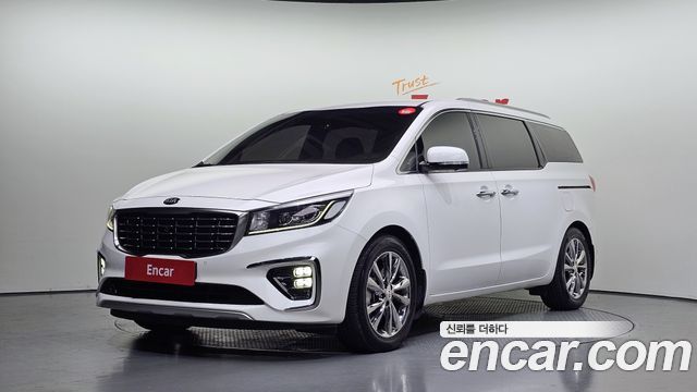 Kia Carnival из Кореи Encar