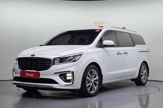 Kia Carnival 9-Seater Noblesse Special — пробег 51 643 км — фото 1 из 5