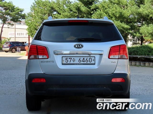 Kia Sorento Diesel 2.0 2WD TLX High-Deluxe — пробег 187 099 км — фото 4 из 5