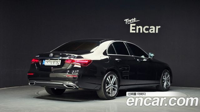 Mercedes-Benz E-Class из Кореи Encar