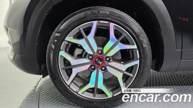 Kia Seltos из Кореи Encar