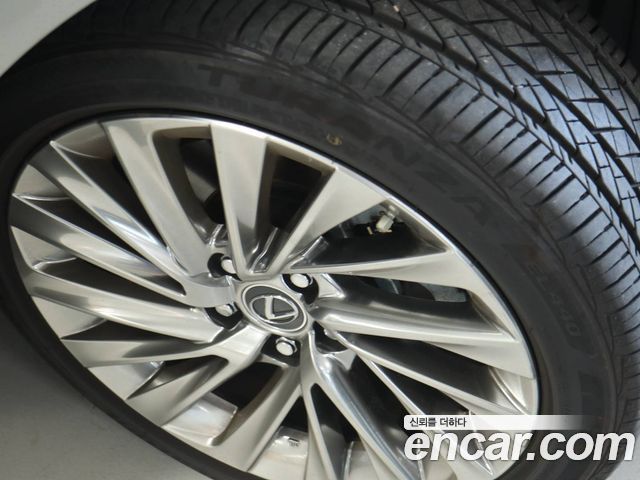 Lexus ES из Кореи Encar