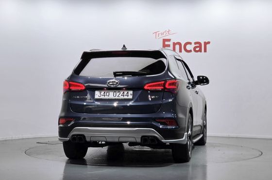 Hyundai Santafe Diesel 2.0 2WD 1 Million — пробег 127 457 км — фото 4 из 5