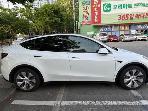 Tesla Model Y RWD — пробег 46 000 км — фото 2 из 5