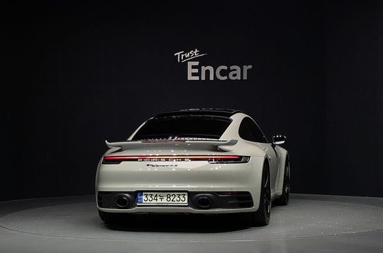 Porsche 911 Carrera 4S — пробег 23 293 км — фото 4 из 5