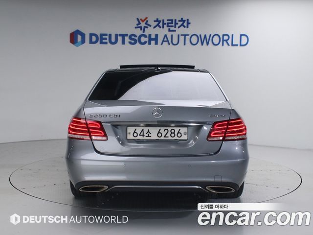 Mercedes-Benz E-Class E250 CDI 4MATIC — пробег 126 950 км — фото 4 из 5