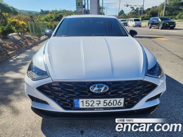 Hyundai Sonata 2.0 Premium Plus — пробег 57 401 км — фото 1 из 5